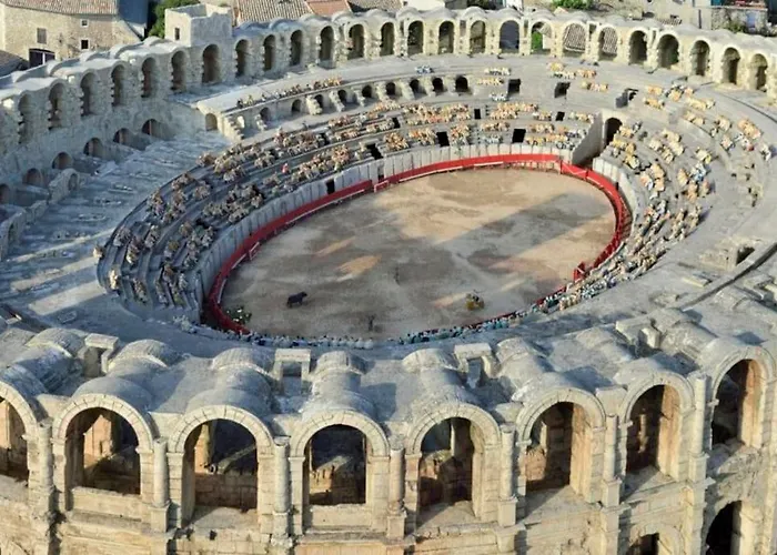 Arles Centre Historique Studio Climatise 1 A 2 Personnes